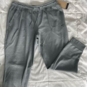 Nike Men's Heather Gray Joggers